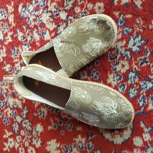 Vionic Laguna Slip-On Loafers